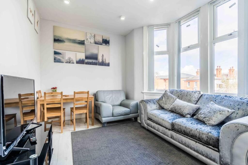 Modern Flat In Moseley With Free Parking Apartamento Birmingham
